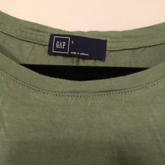 NWOT Green GAP Tank Top Basic - Picture 2 of 3
